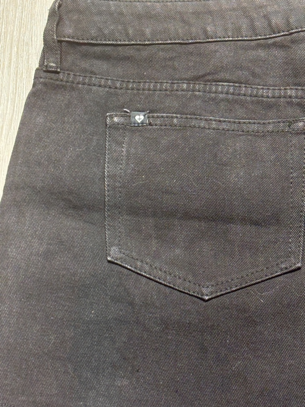 Blackheart Black & Checkered Chain Shorts Size 15 - Picture 9 of 10